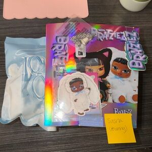 Bratz Bratziez Iconz Seriez Plush Keychain | Sasha